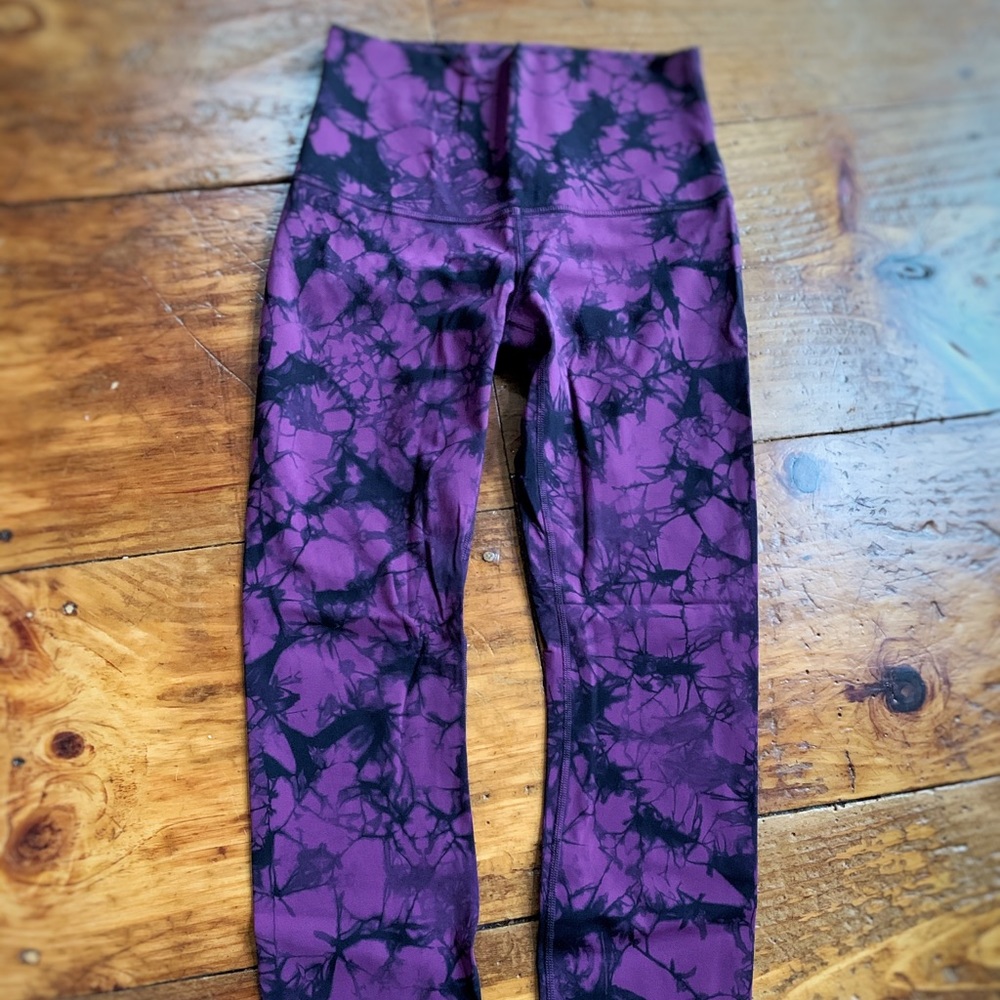 Lululemon tie-dye leggings